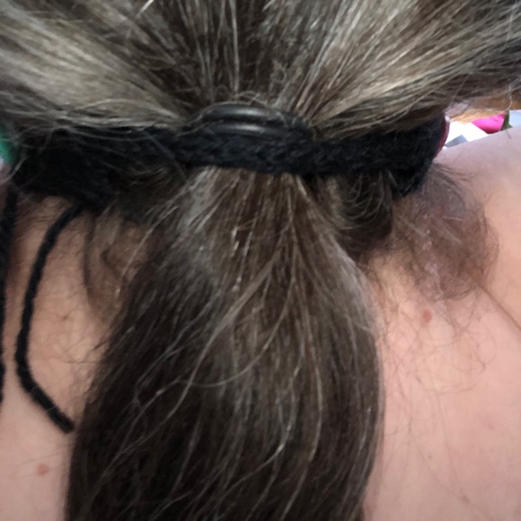 Meet your Posher, Stephanie - Picture 3 of 3